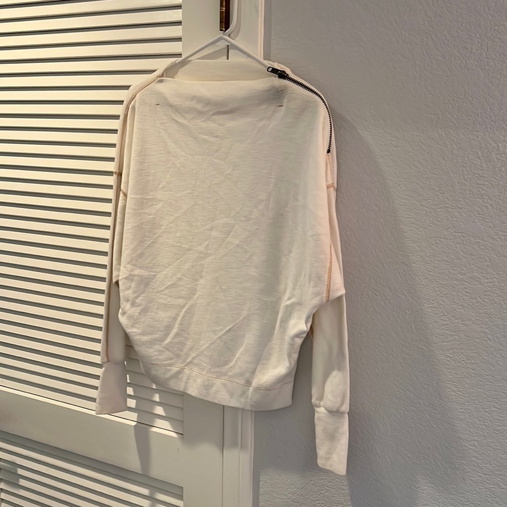 Free People off white long sleeve